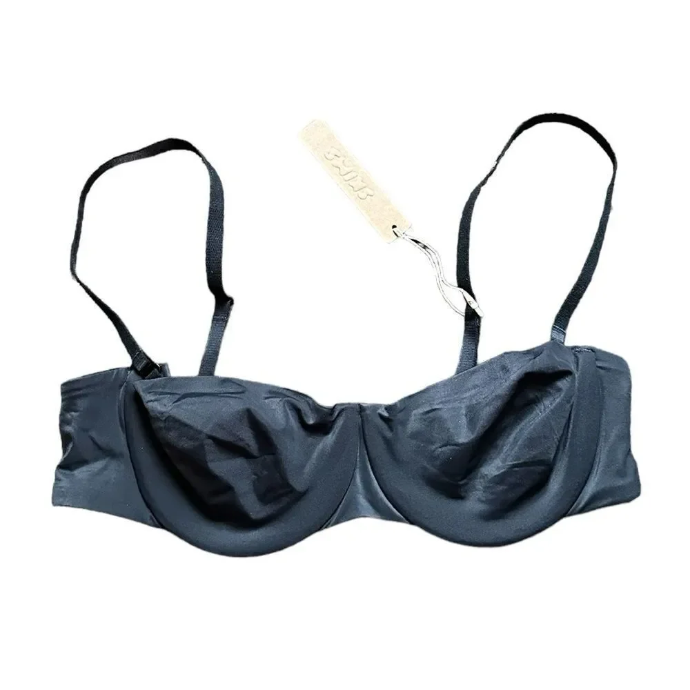 NWT SKIMS Smoothing Intimates Unlined Strapless Bra In Onyx Black Bra